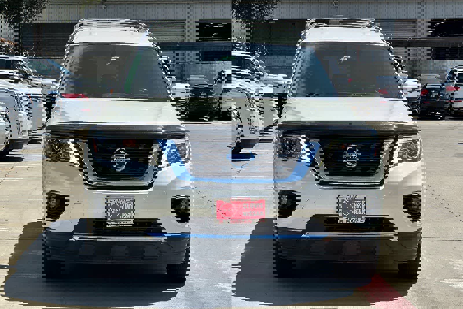 Used 2017 Nissan Pathfinder SV w/ Cargo Package image 11