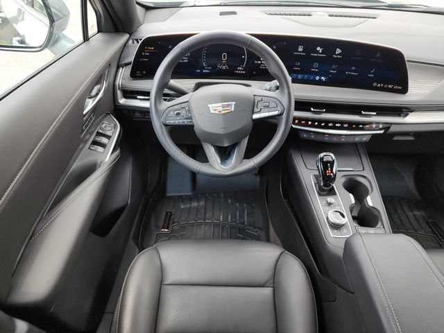 Used 2025 Cadillac XT4 Premium Luxury FWD image 20