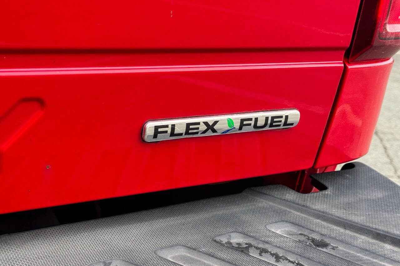 Used 2015 Ford F250 XLT w/ XLT Value Package image 30