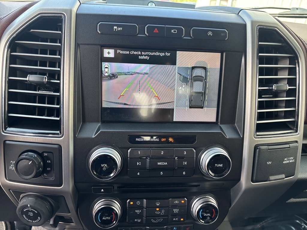 Used 2018 Ford F150 Platinum w/ Equipment Group 701A Luxury image 35