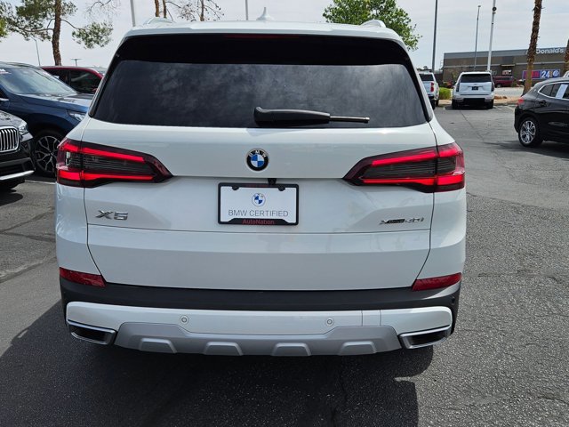 Certified 2023 BMW X5 xDrive40i w/ Parking Assistance Package AWD/4WD image 7