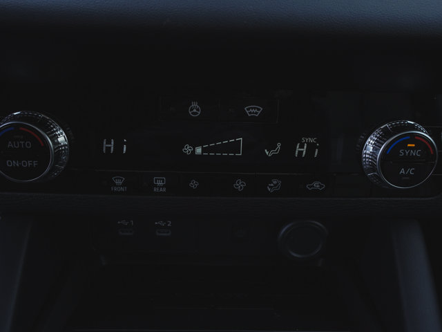 New 2026 Mitsubishi Outlander AWD image 23