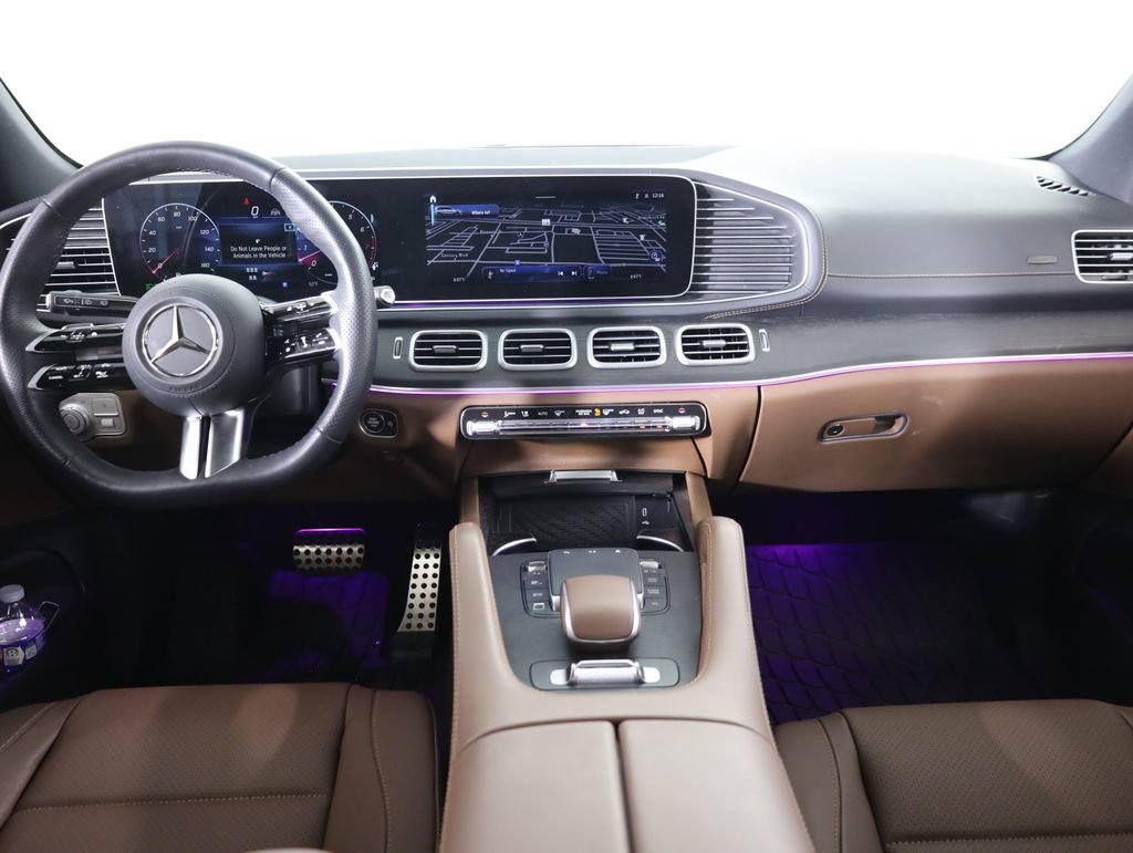 Used 2025 Mercedes-Benz GLS 450 4MATIC image 45