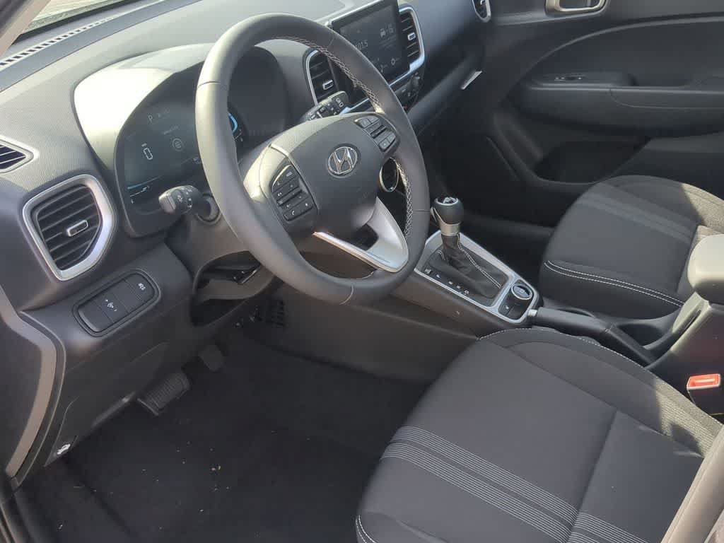 New 2026 Hyundai Venue SEL FWD image 15