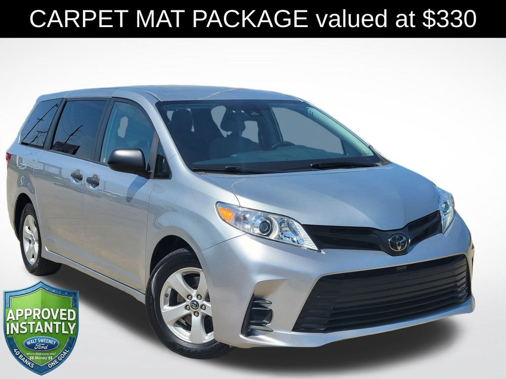 Used 2019 Toyota Sienna L w/ Carpet Mat Package FWD image 1