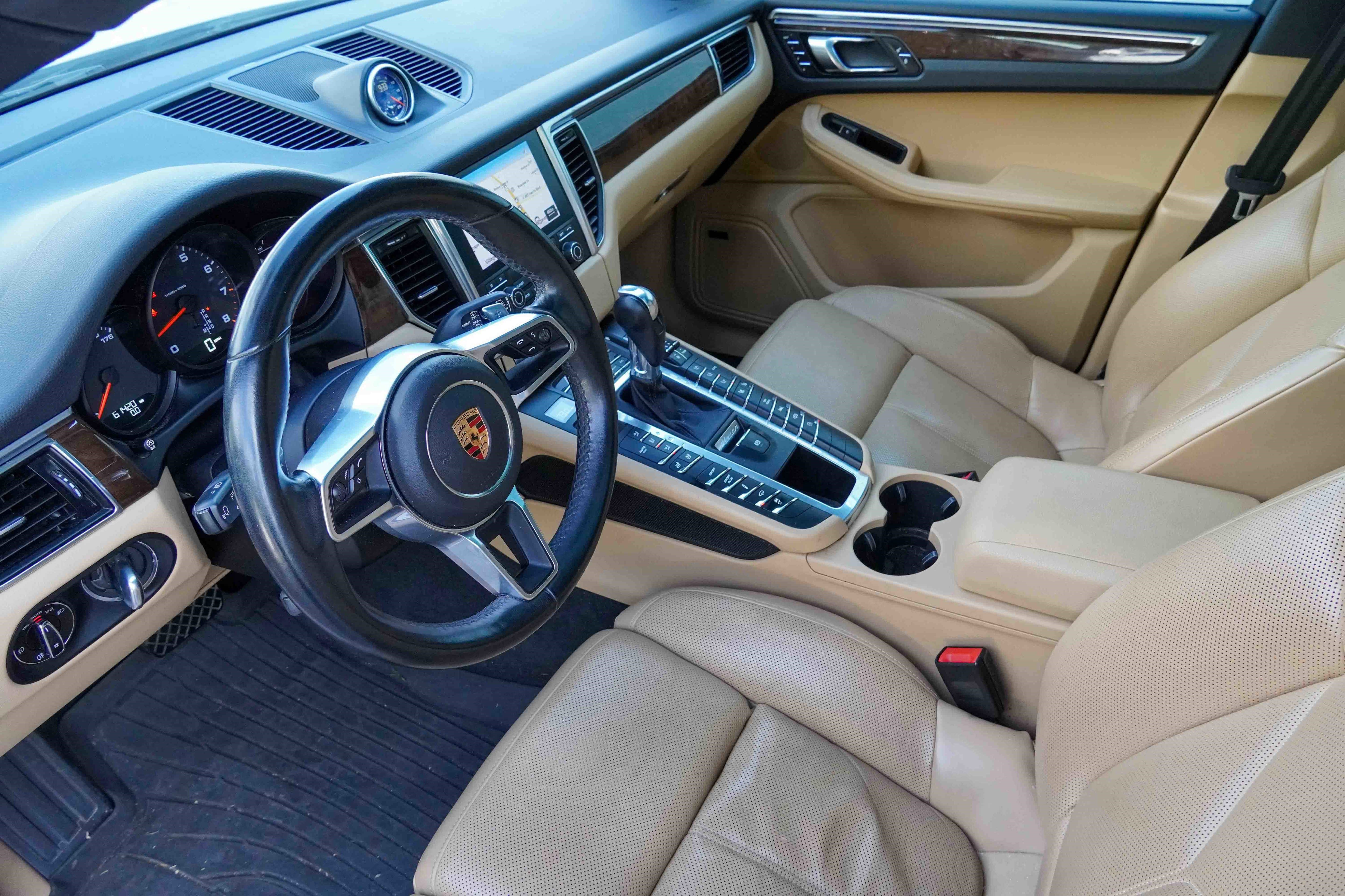 Used 2018 Porsche Macan Sport Edition image 9