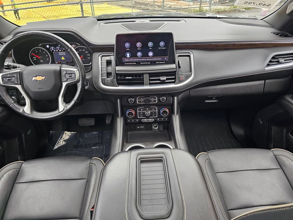 Used 2021 Chevrolet Suburban Premier AWD/4WD image 21