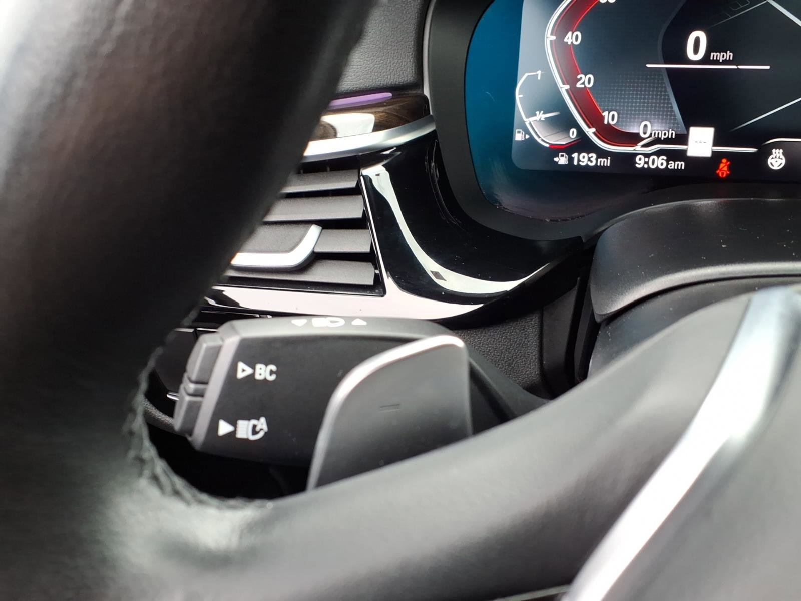 Used 2023 BMW 540i xDrive w/ Premium Package image 31