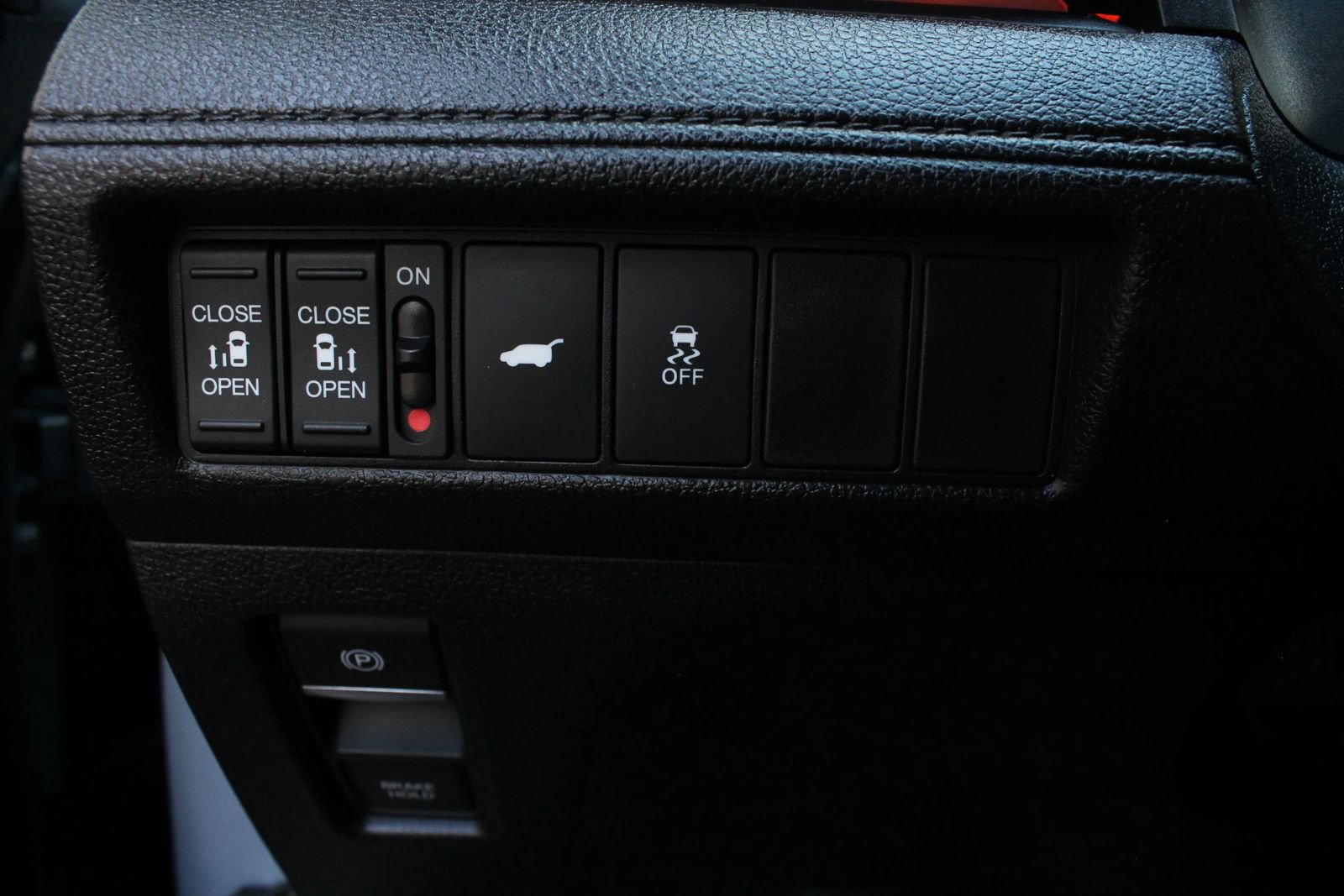 Used 2025 Honda Odyssey Sport-L image 26