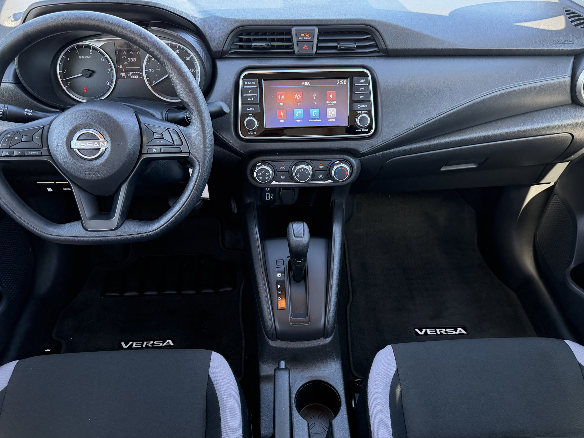 Used 2025 Nissan Versa S w/ Trunk Package FWD image 10
