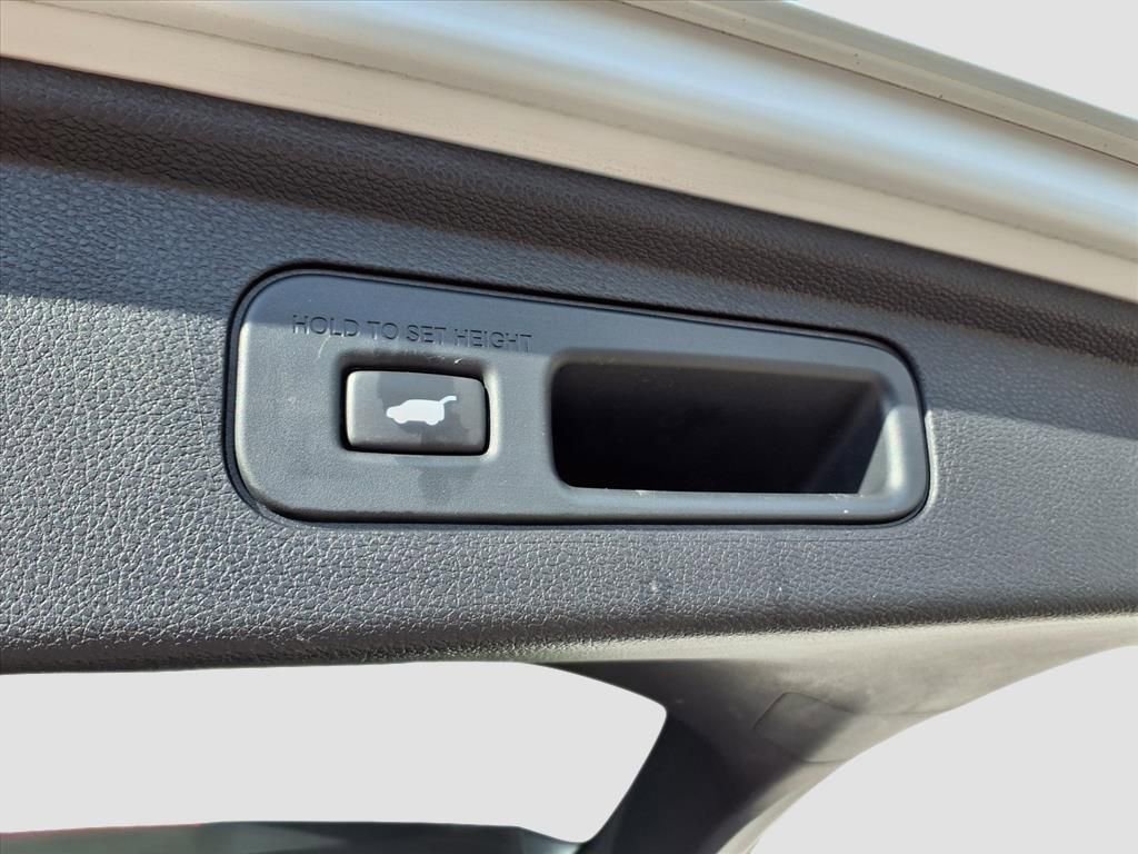 Used 2023 Honda Odyssey Touring image 38
