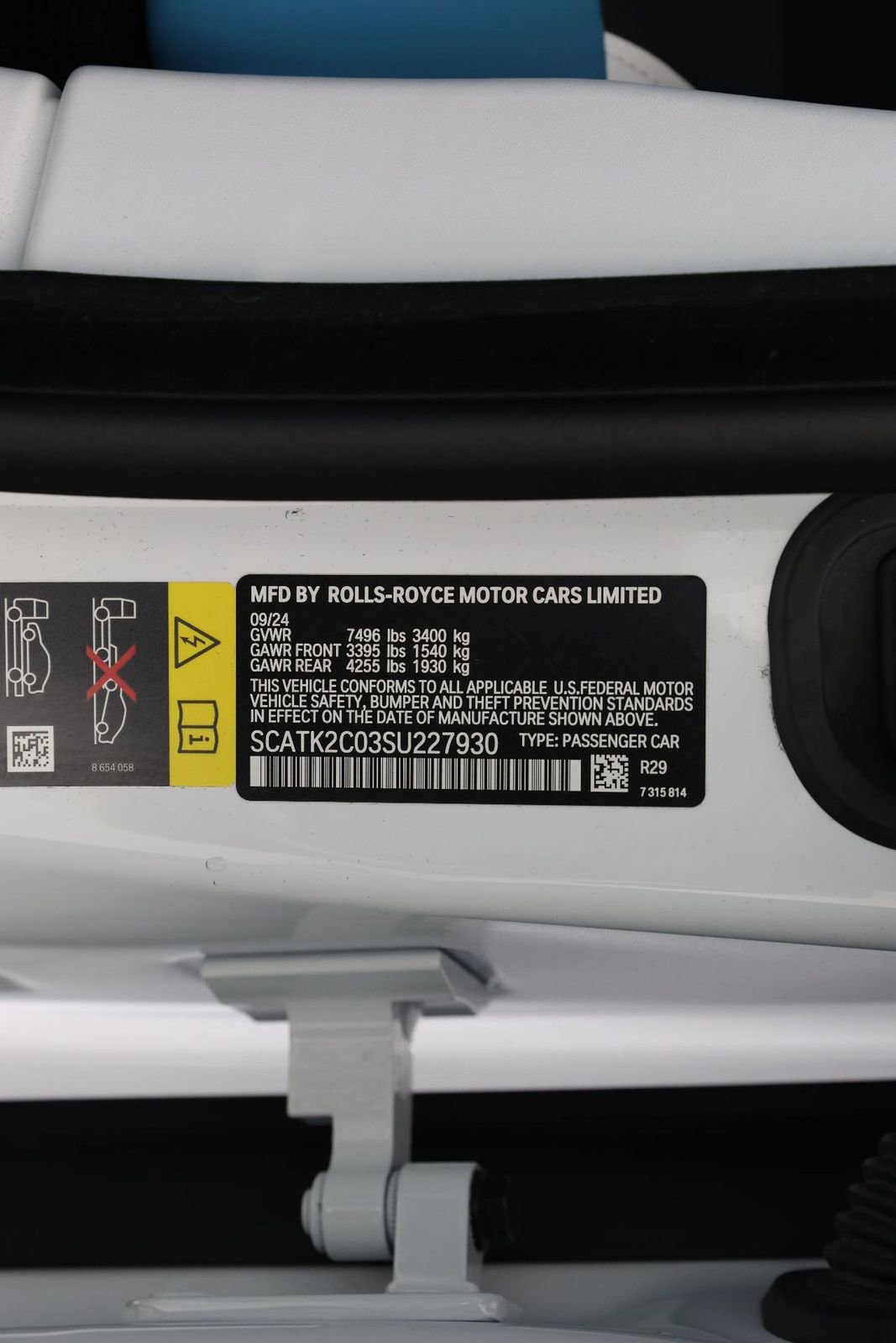 New 2025 Rolls-Royce Spectre w/ Spectre Launch Package image 19