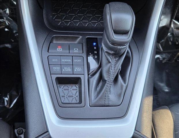 Certified 2022 Toyota RAV4 XLE image 13