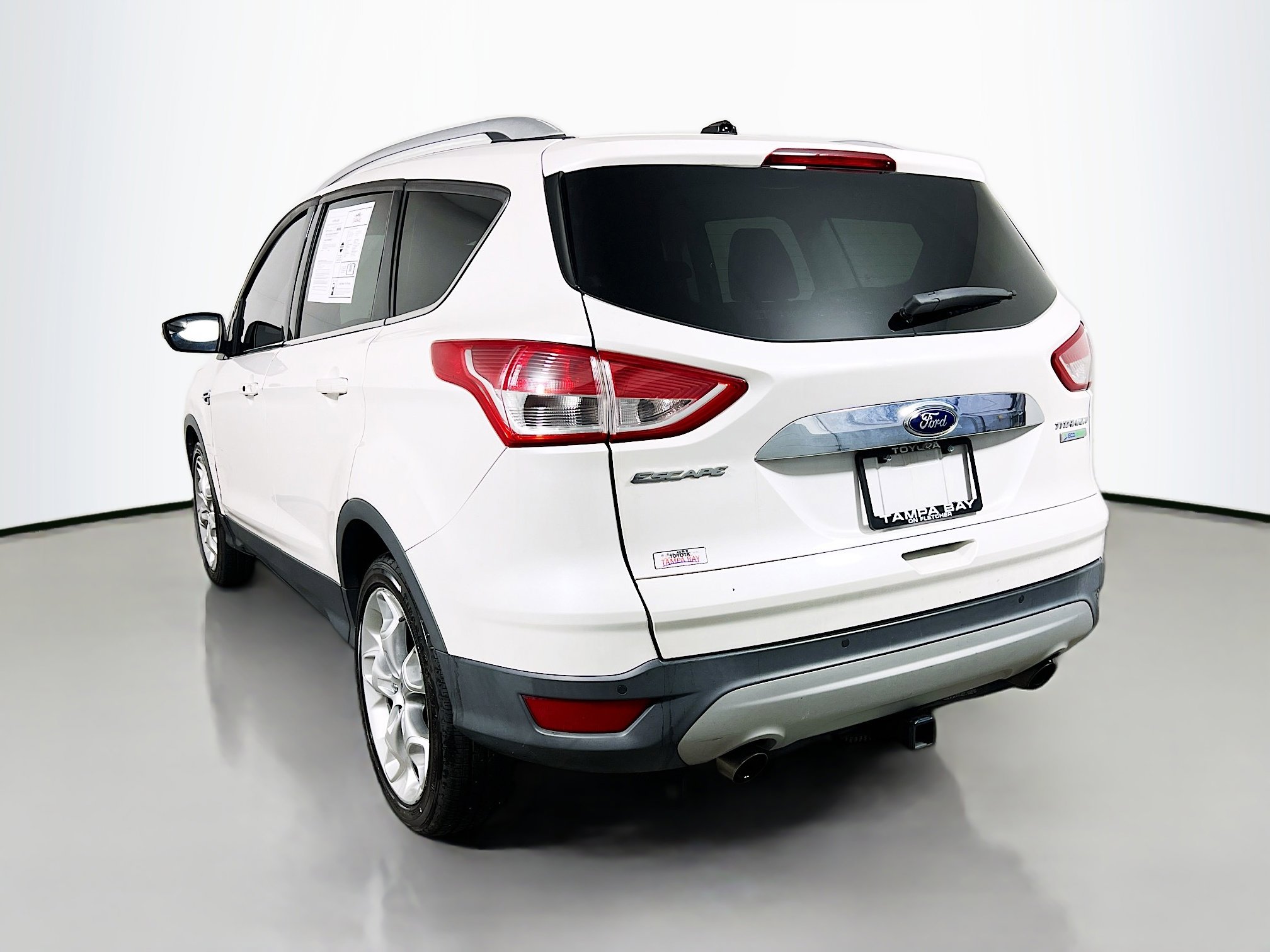 Used 2015 Ford Escape Titanium image 8