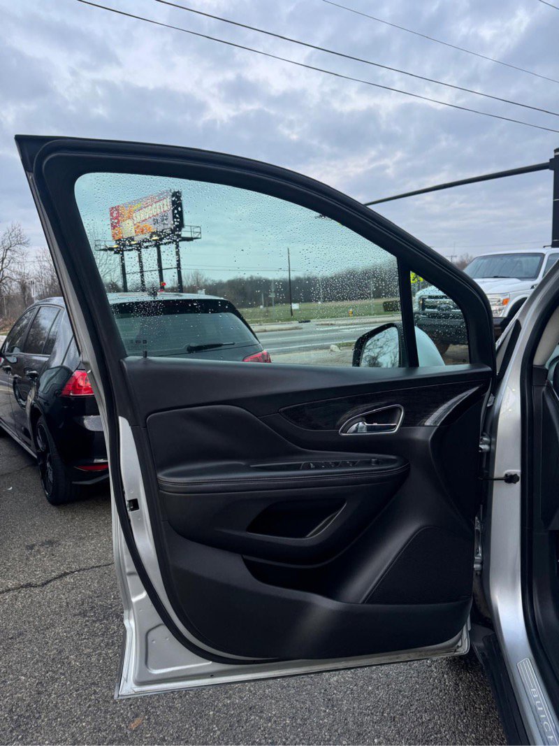 Used 2015 Buick Encore FWD image 15