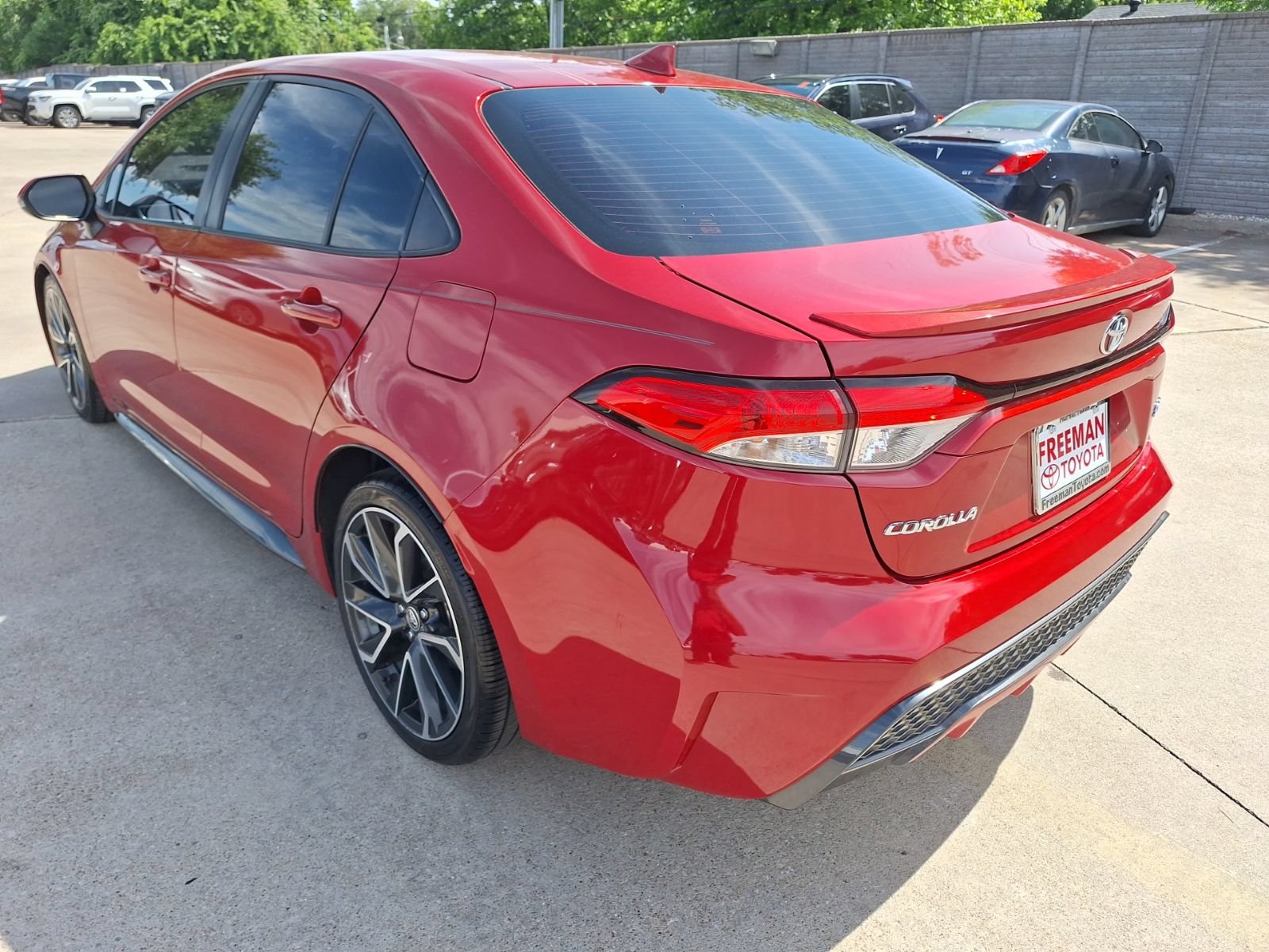 Used 2021 Toyota Corolla SE FWD image 4