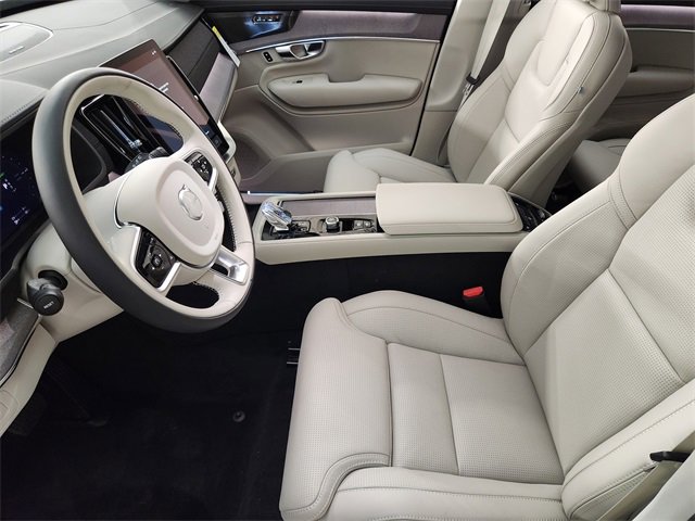 New 2026 Volvo XC90 T8 Ultra w/ Protection Package Premier image 14