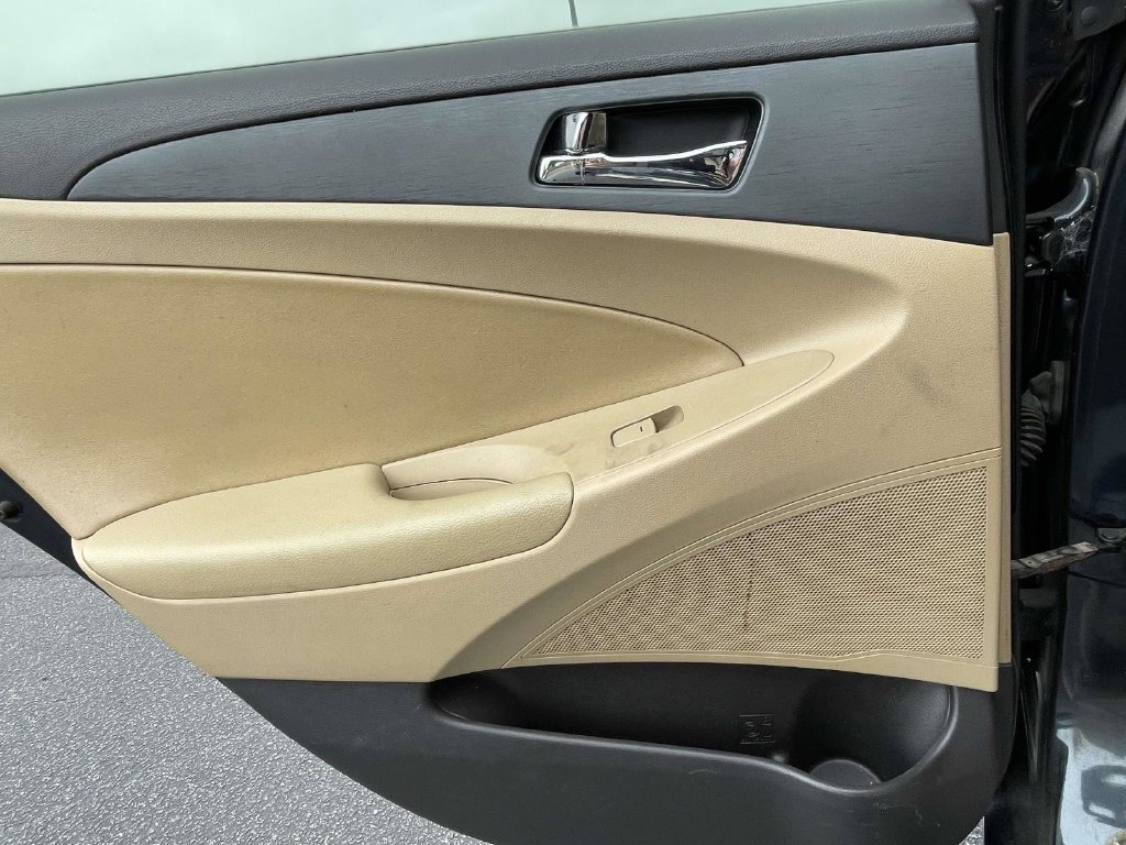Used 2011 Hyundai Sonata GLS w/ Popular Equipment Pkg 2 FWD image 14