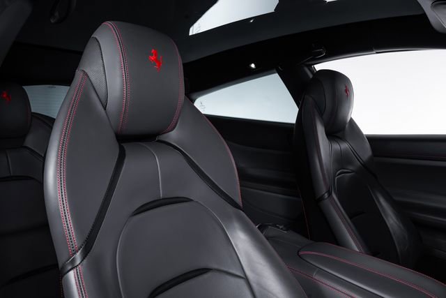 Used 2019 Ferrari GTC4Lusso AWD/4WD image 60