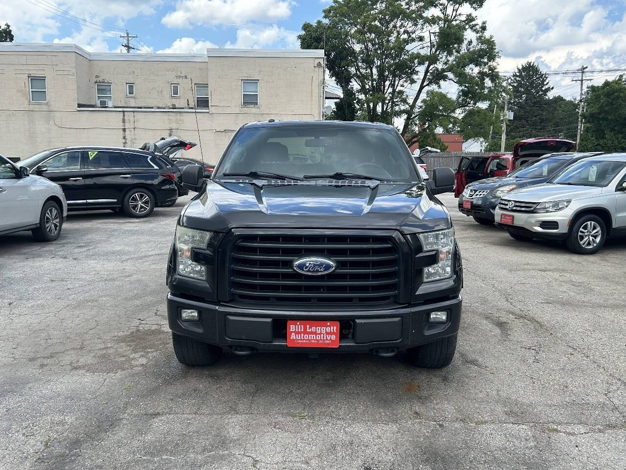 Used 2015 Ford F150 XLT w/ Equipment Group 301A Mid AWD/4WD image 3