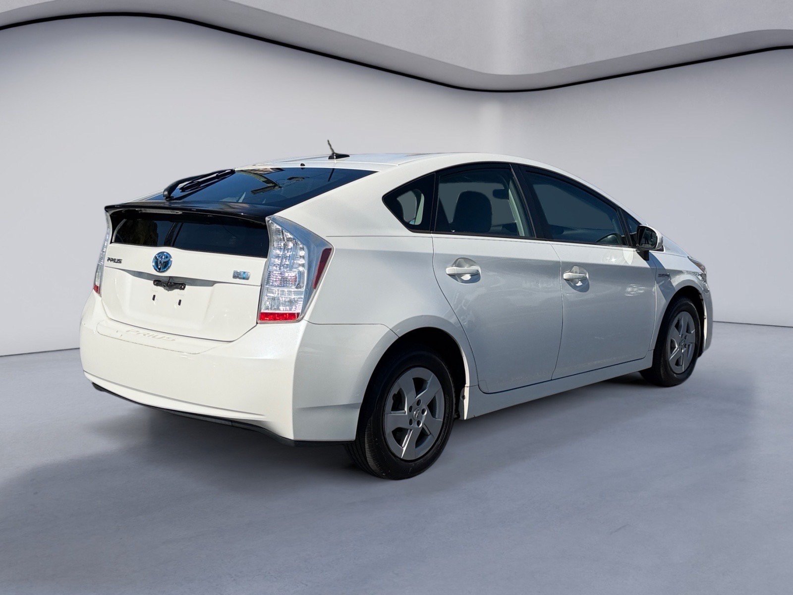 Used 2010 Toyota Prius Two FWD image 5