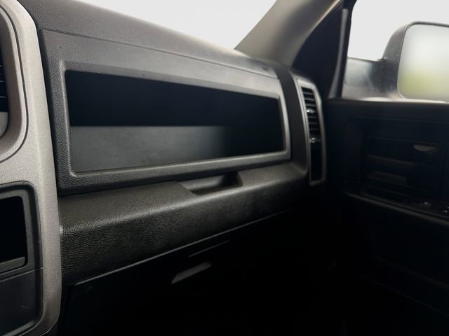 Used 2023 RAM 1500 Express AWD/4WD image 26