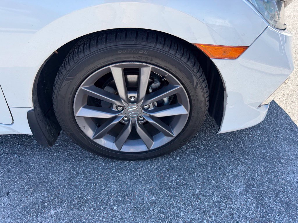 Used 2019 Honda Civic EX image 4