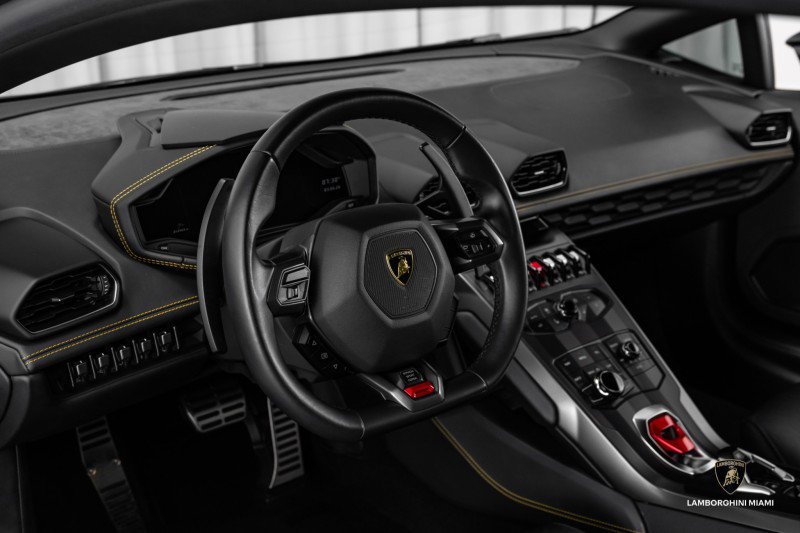 Used 2019 Lamborghini Huracan LP 580-2 image 26