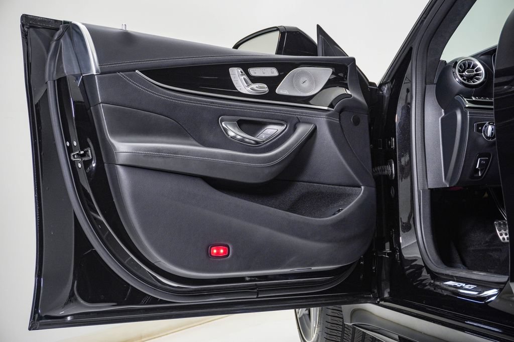 Used 2019 Mercedes-Benz AMG GT 63 image 27