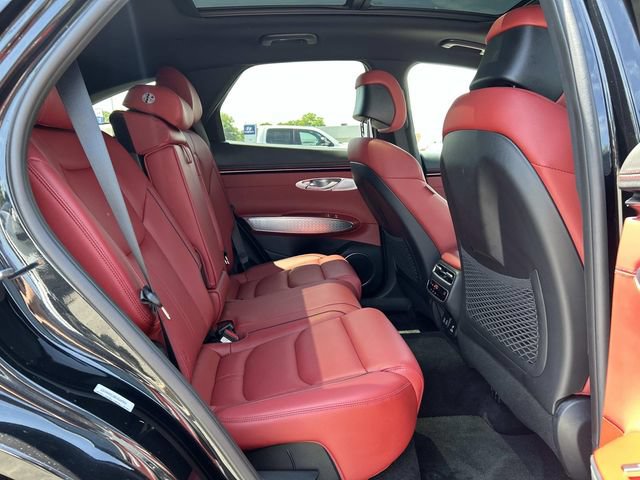 Used 2026 Genesis GV70 2.5T Sport Prestige AWD/4WD image 19