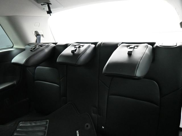 Used 2025 Nissan Pathfinder Platinum w/ Cargo Package FWD image 28