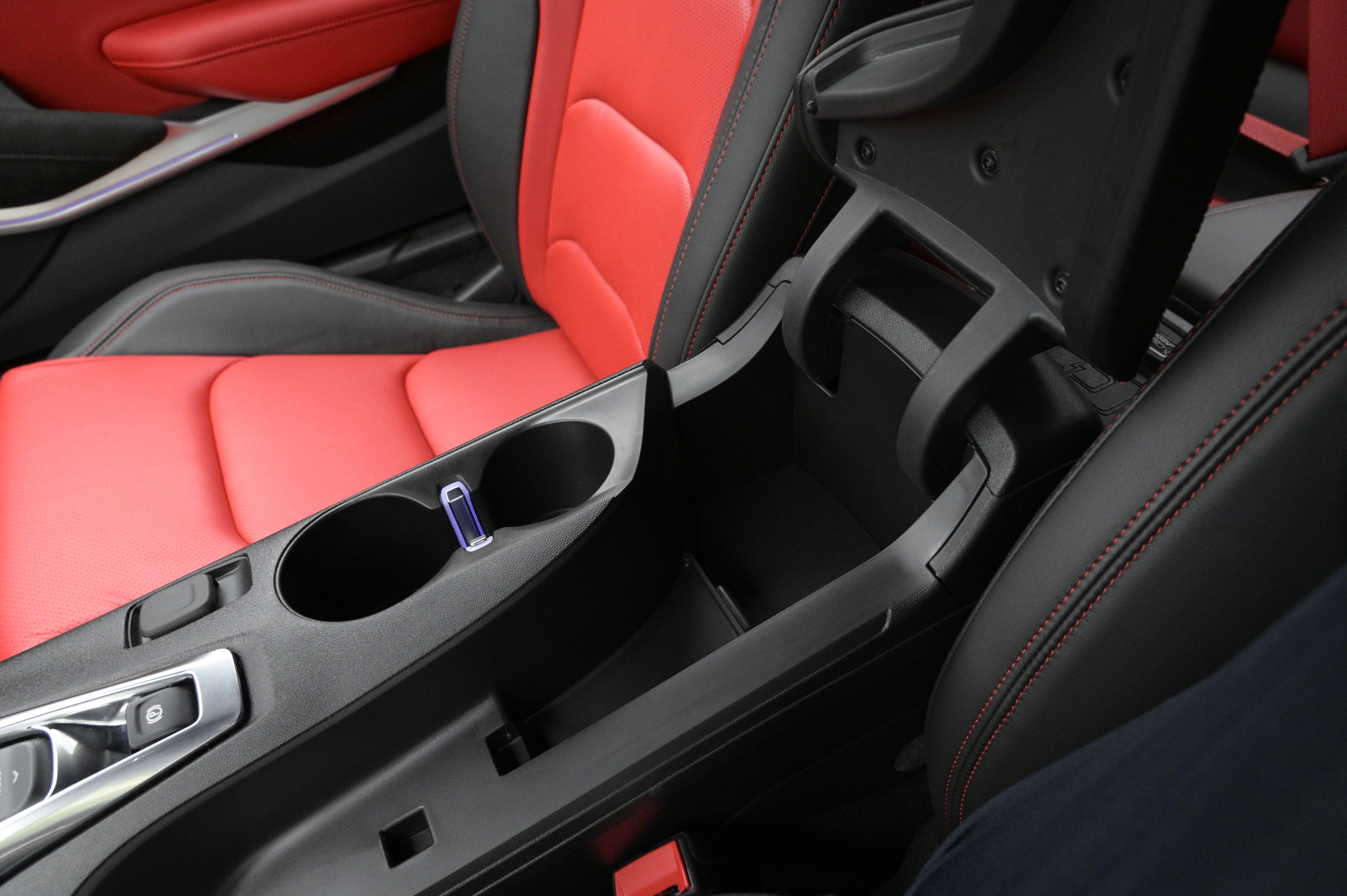 Used 2024 Chevrolet Camaro SS image 32