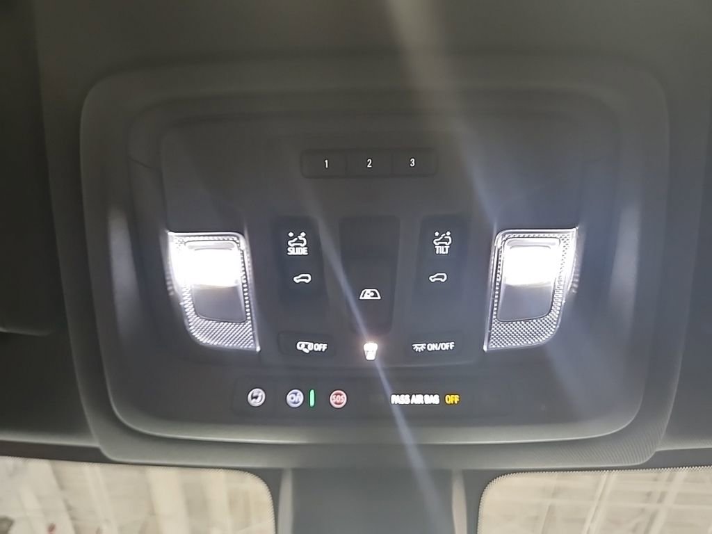 Used 2019 Chevrolet Silverado 1500 High Country w/ Technology Package image 37