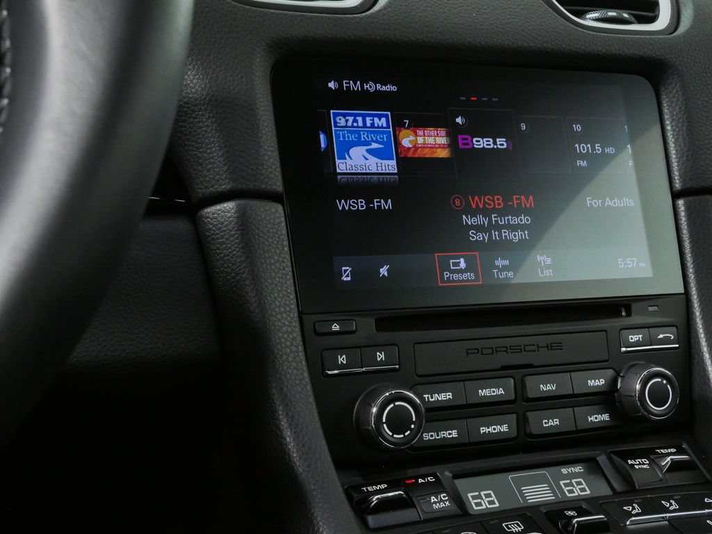 Certified 2022 Porsche 718 Cayman RWD image 13