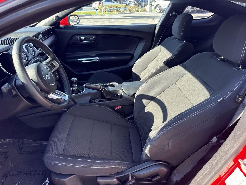 Used 2015 Ford Mustang Coupe image 15