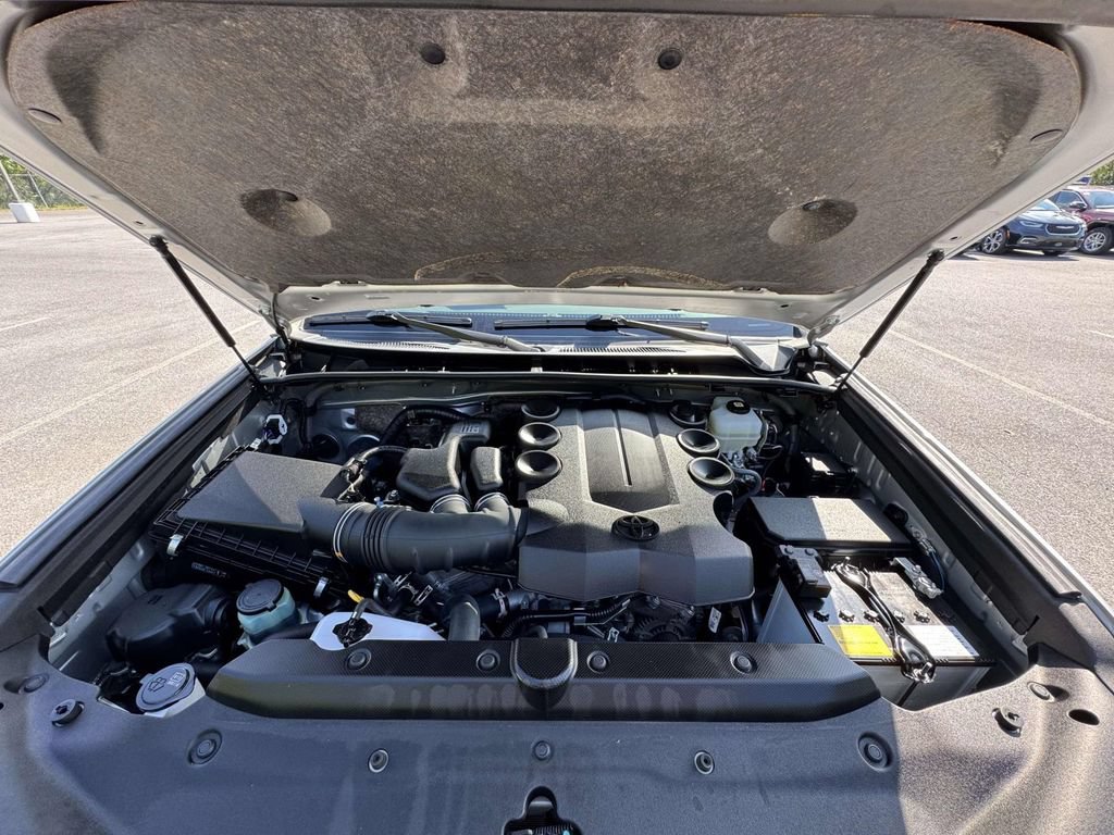 Used 2022 Toyota 4Runner TRD Sport w/ Technology Package AWD/4WD image 12