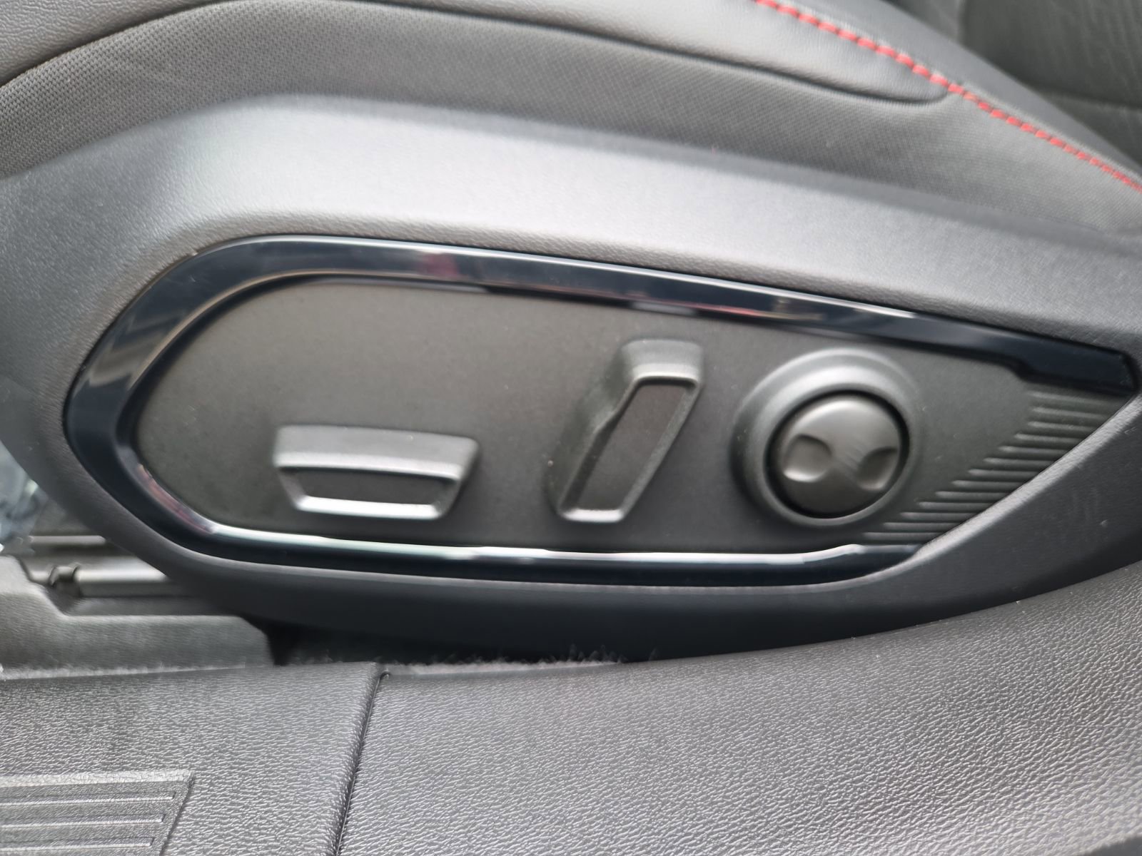 New 2026 Dodge Charger Scat Pack image 15