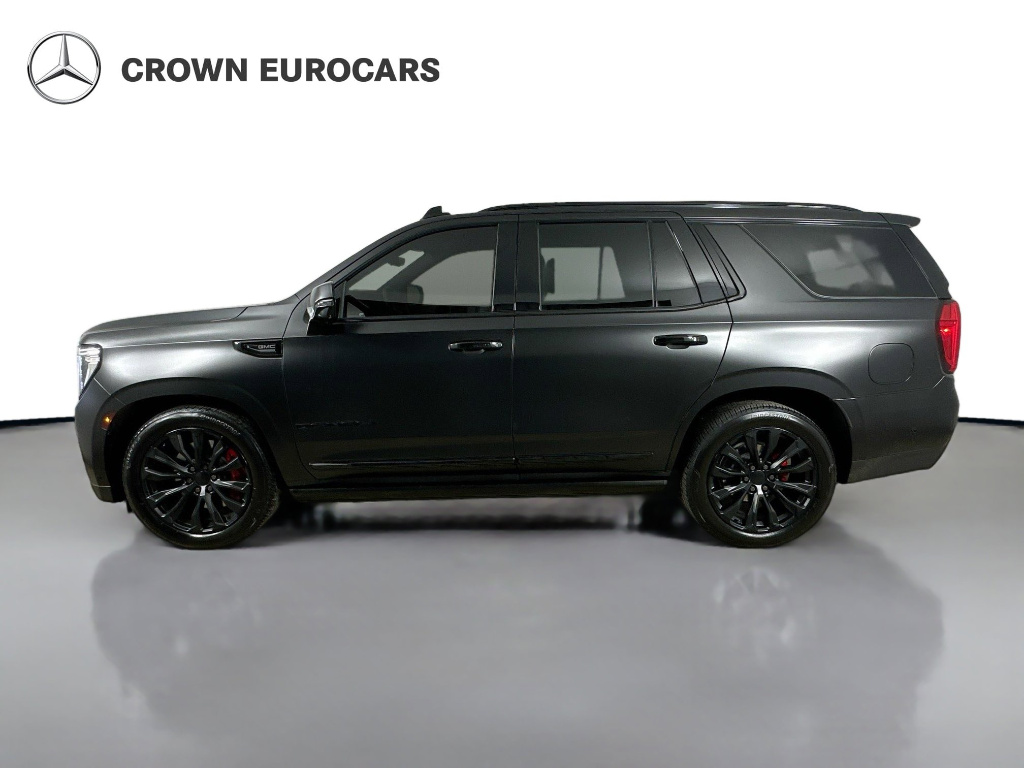 Used 2024 GMC Yukon Denali w/ Denali Reserve Package image 9