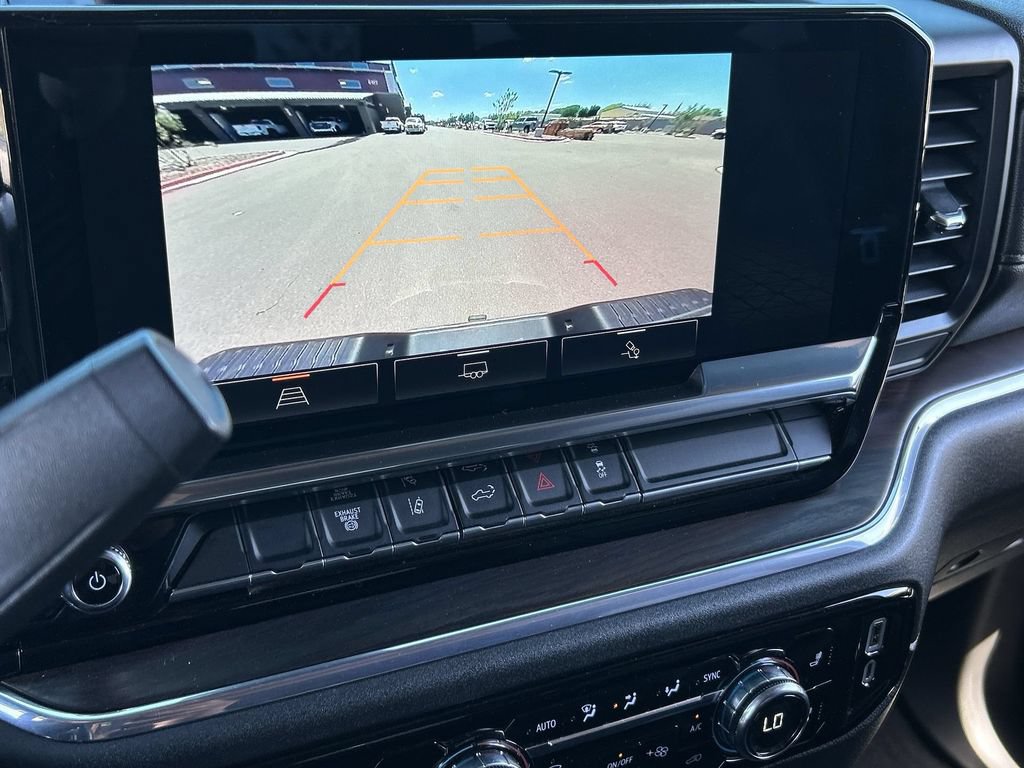 Used 2024 GMC Sierra 3500 SLT AWD/4WD image 15