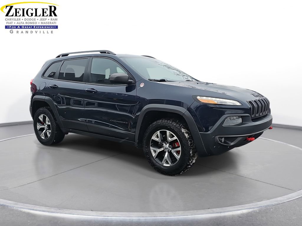 Used 2016 Jeep Cherokee Trailhawk w/ Leather Interior Group image 3