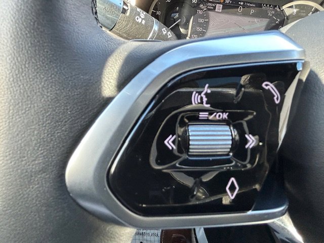 Used 2023 Jaguar F-PACE S image 31