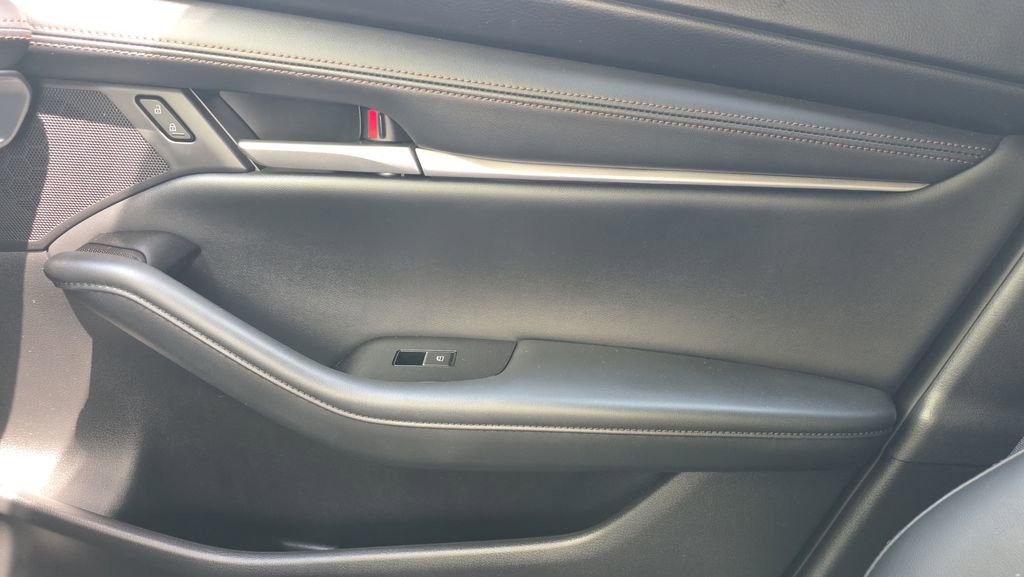 Used 2024 MAZDA MAZDA3 s image 16