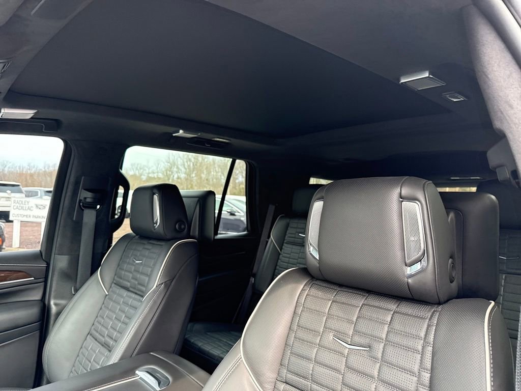 Certified 2023 Cadillac Escalade Sport Platinum image 2