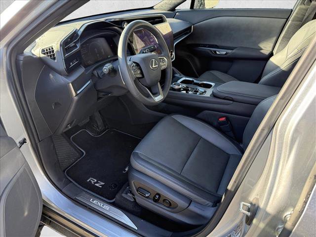 Used 2024 Lexus RZ 300e Premium image 9