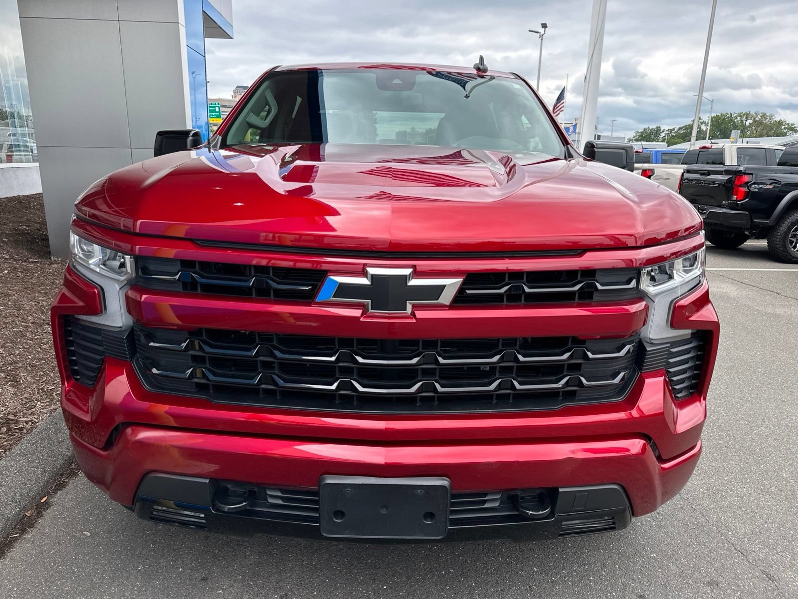 Used 2024 Chevrolet Silverado 1500 RST AWD/4WD image 2