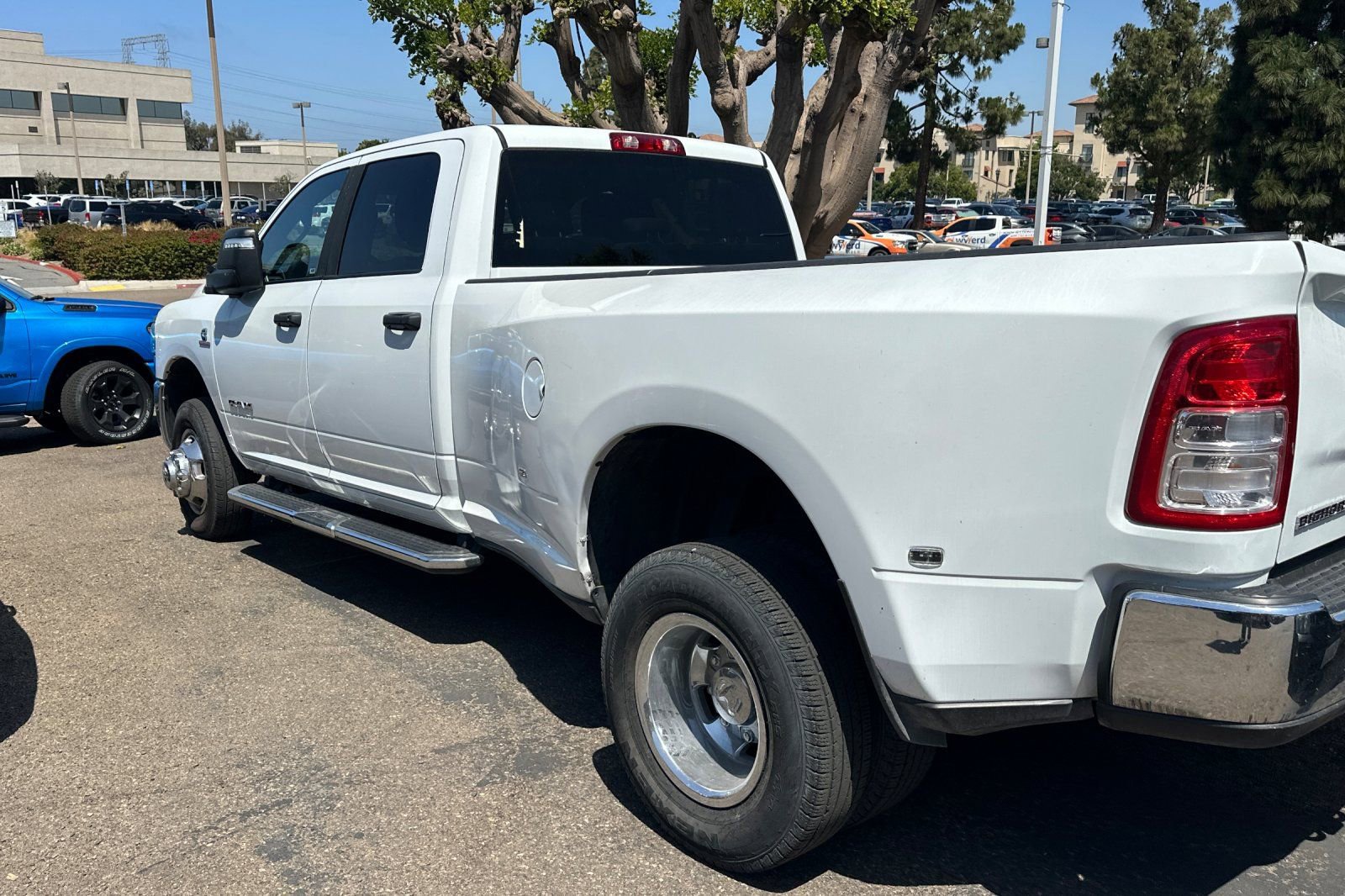 Used 2024 RAM 3500 Big Horn AWD/4WD image 4