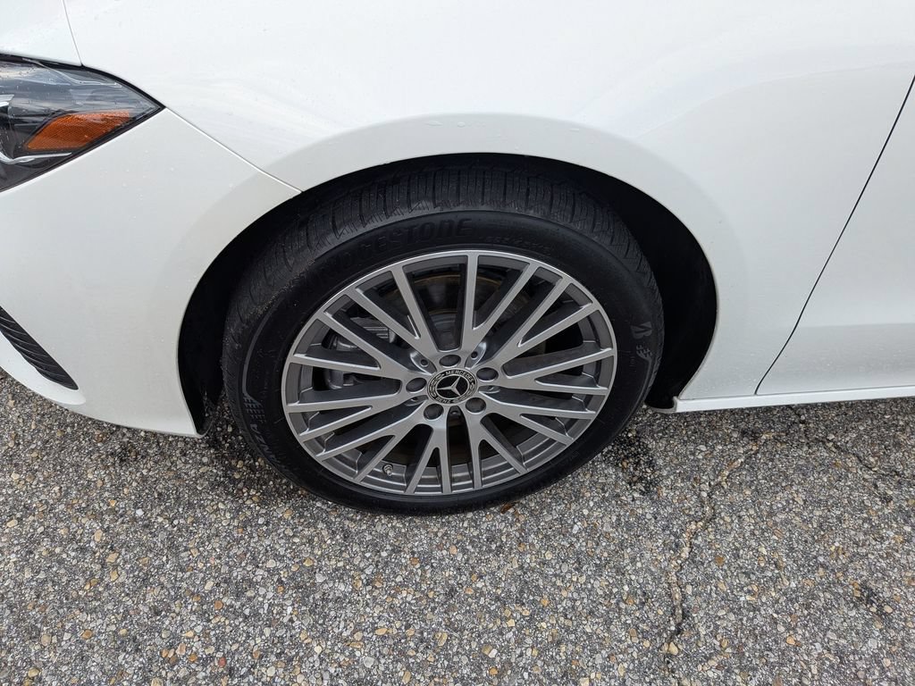 Used 2025 Mercedes-Benz CLA 250 image 11