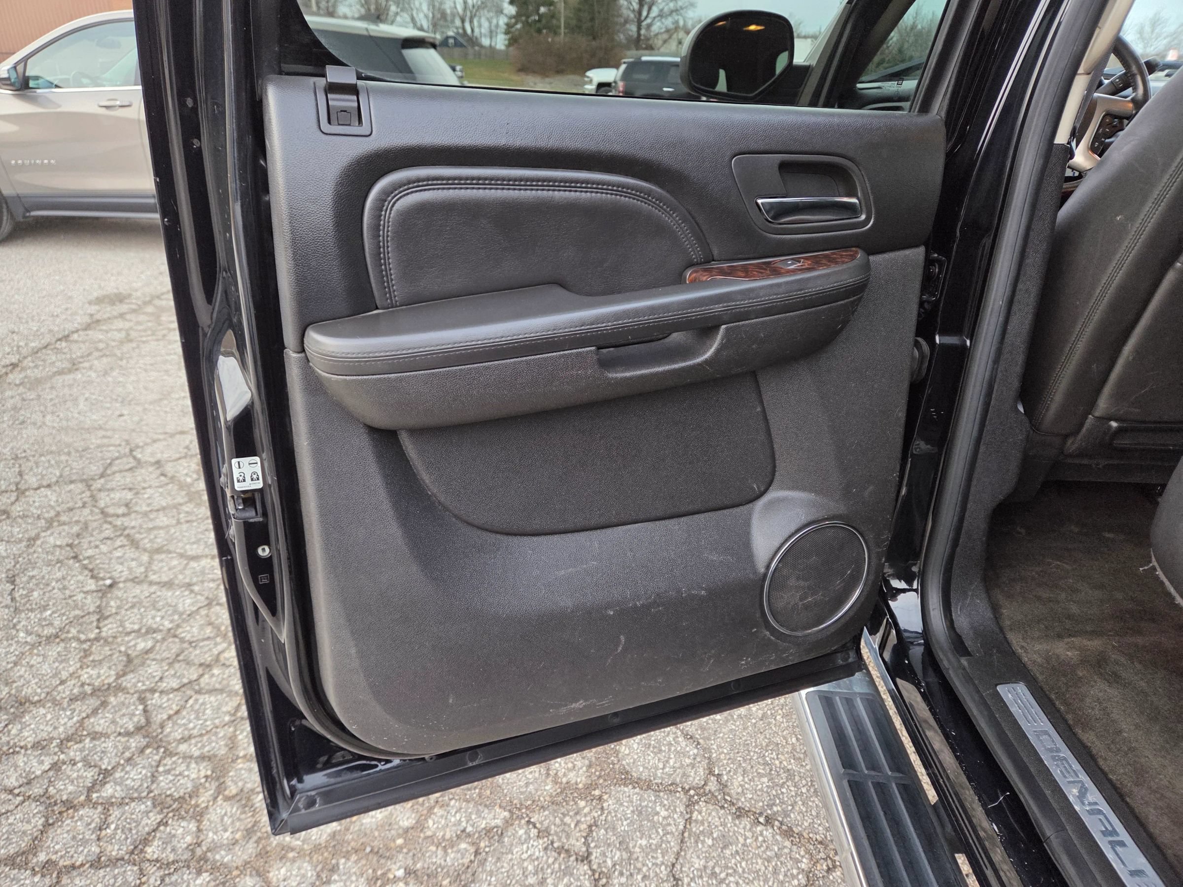 Used 2013 GMC Sierra 1500 Denali AWD/4WD image 16