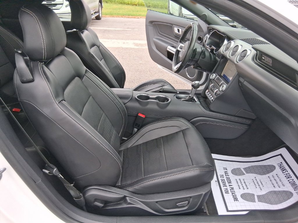 Used 2020 Ford Mustang GT Premium w/ Equipment Group 401A RWD image 30