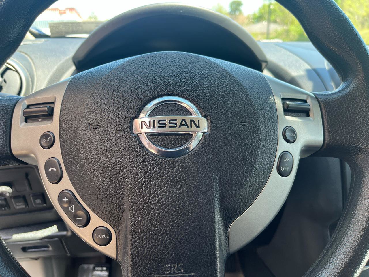 Used 2010 Nissan Rogue SL w/ Premium Pkg AWD/4WD image 22